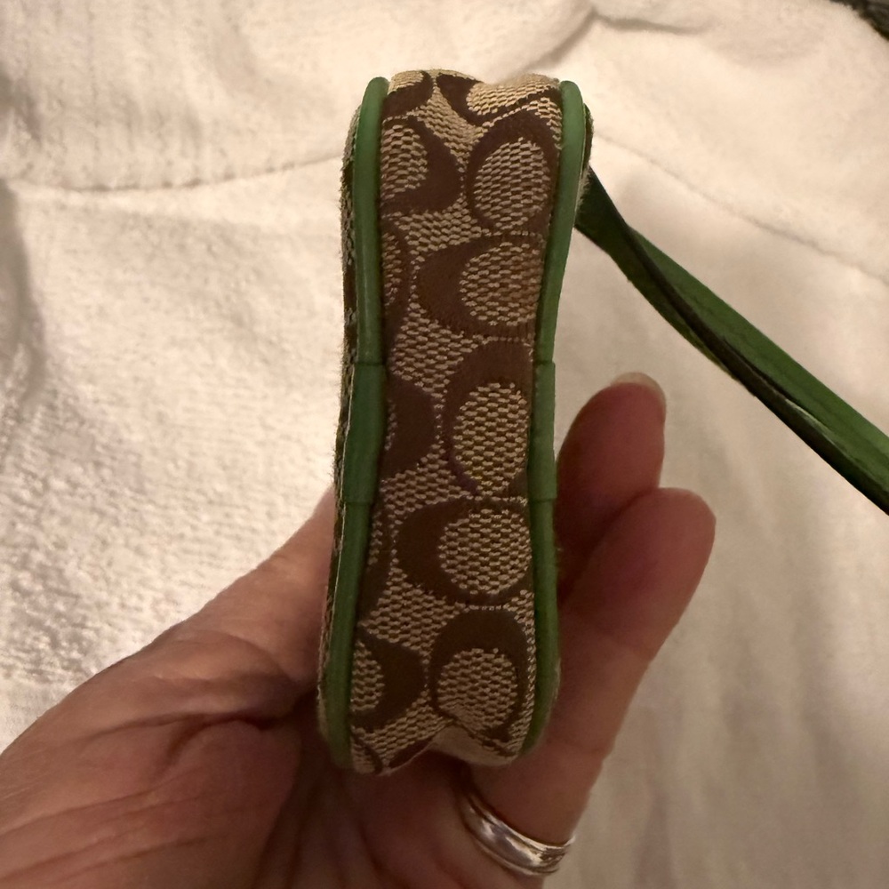 Coach Brown Signature Daisy Wristlet with Green Trim - Picture 3 of 4